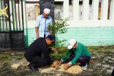 Sambut HUT ke-81 Korps Brimob Polri, Brimob Polda Riau Gelar Bakti Sosial di Masjid Al-Anshor Pekanbaru