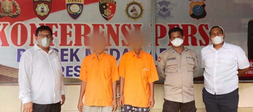 Kompak Mencuri di Gudang , 2 Pria ini Diangkut  Polsek Medan Area Ke Penjara