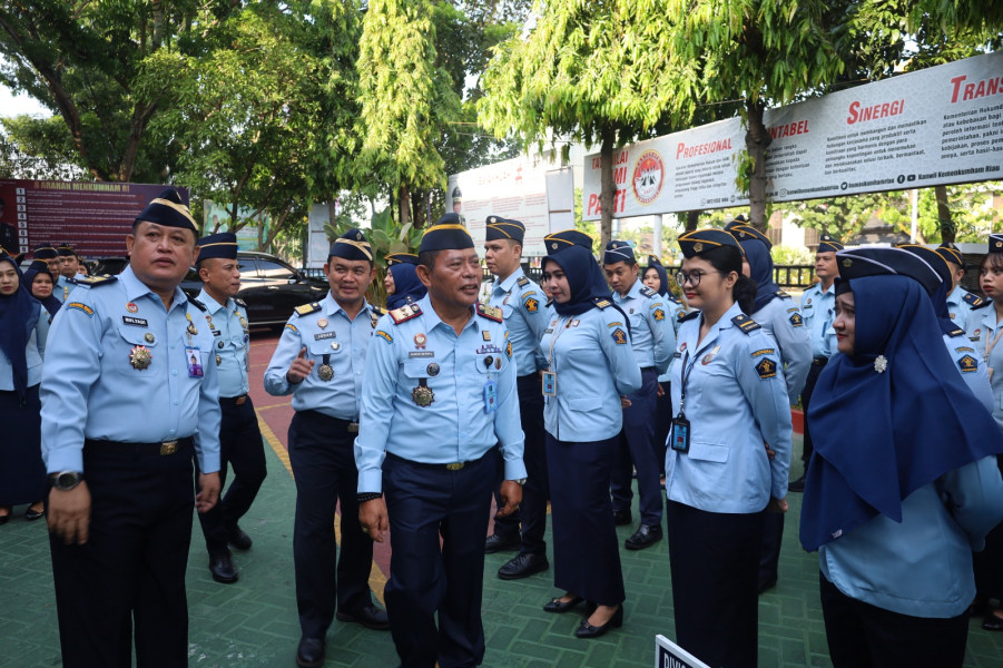 Pimpin Apel Pagi, Kepala Kanwil Kemenkumham Riau :