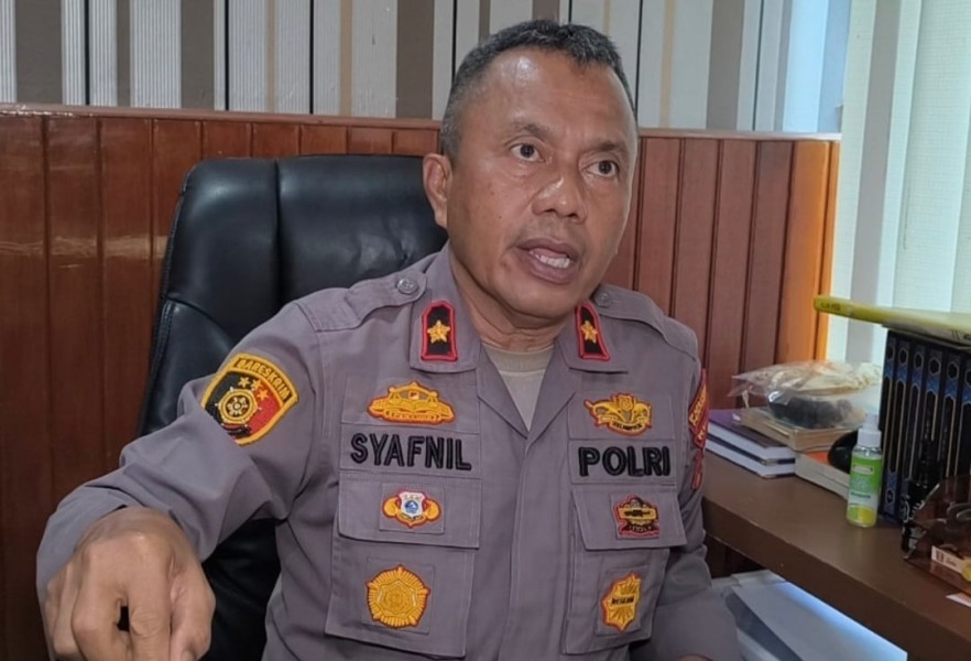 Aksi Premanisme Debt Kolektor di Kantor Polsek Bukit Raya Membuat Kapolda Riau Naik Pitam, Kompol Syafnil Lansung di Copot Sebagai Kapolsek