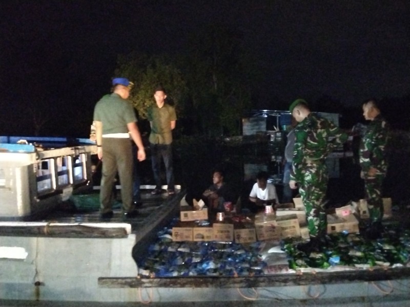 Kodim 0316/Batam Gagalkan Penyelundupan Puluhan Ton Sembako di Pelabuhan Haji Sage