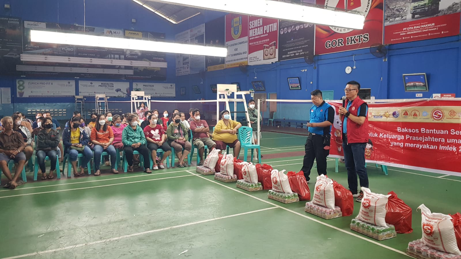 IKTS Pekanbaru Taja Pembagian Sembako Imlek 2023