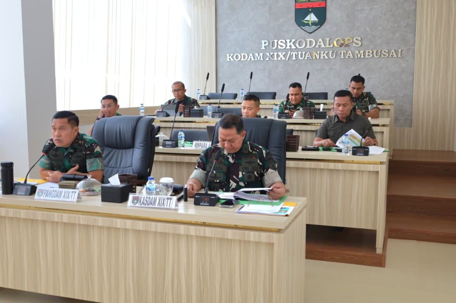 Evaluasi Karhutla di Wilayah Kodam XIX/Tuanku Tambusai, Pangdam Perkuat Kesiapsiagaan Jajaran