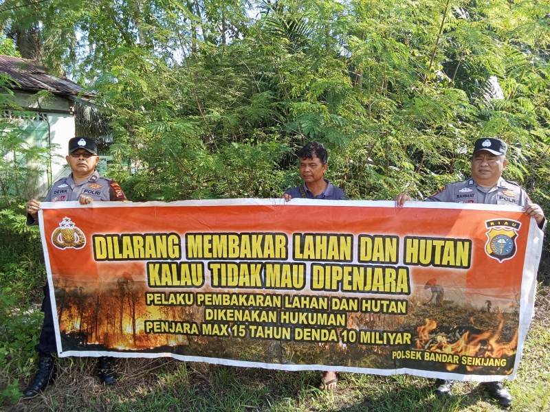 Waspada Karhutla! Kapolsek Bandar Sei Kijang Himbau Masyarakat Bijak Buka Hutan Tanpa Membakar