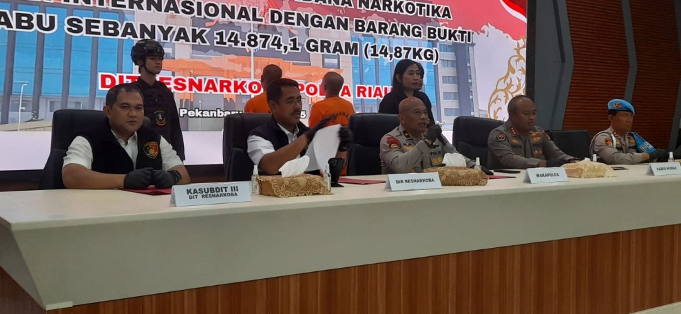 Polda Riau Bongkar Jaringan Narkotika Internasional 14,87 Kg Sabu Diamankan