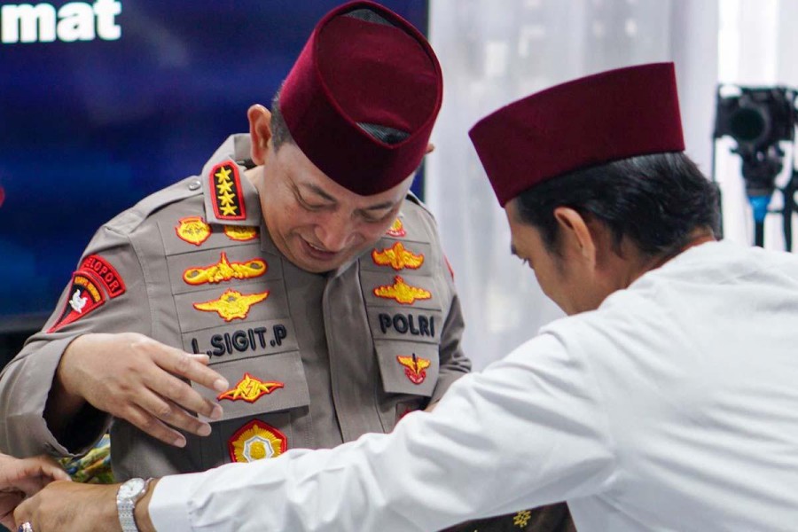 Sambangi Ponpes Ustaz Abdul Somad, Kapolri Sampaikan Pesan Bersatu dalam Keberagaman
