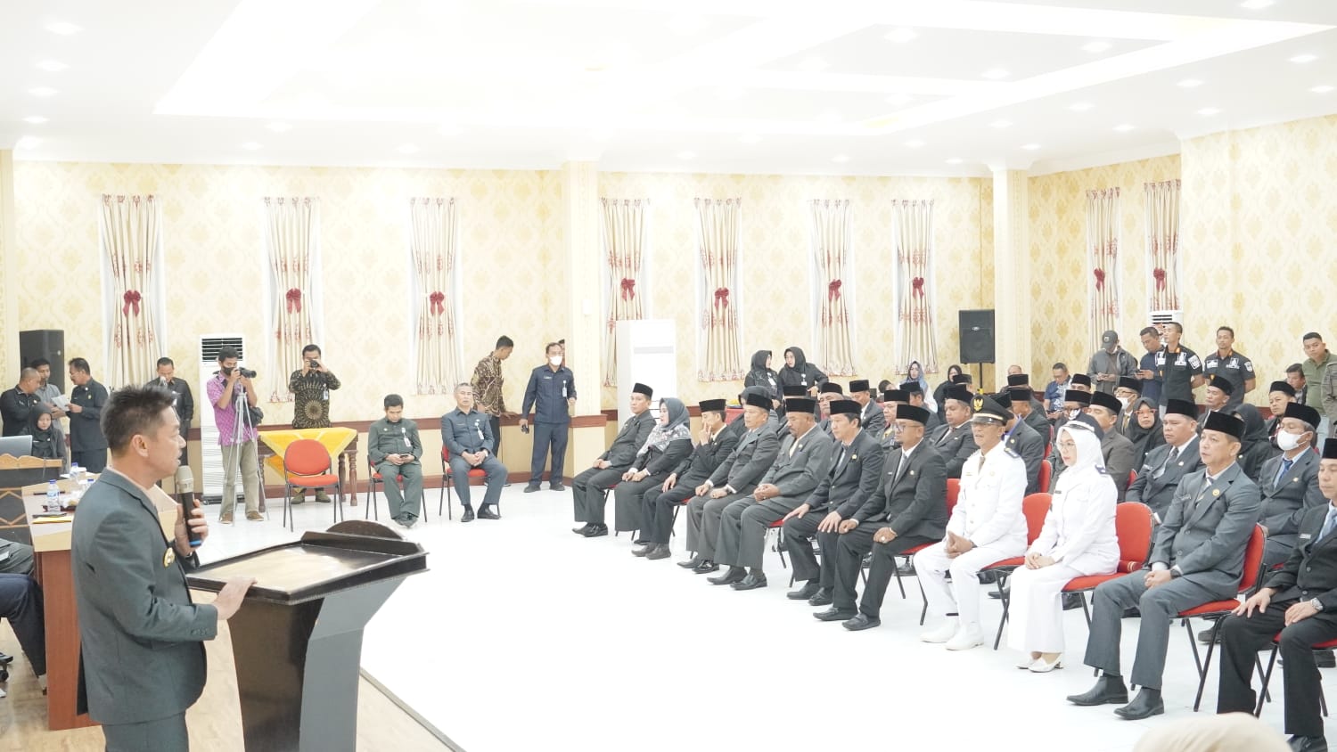 Bupati Rohil Lantik Puluhan Pejabat Tinggi Pratama dan Administrasi
