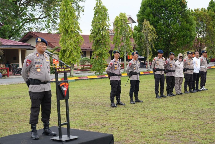 Sentuhan Kapolda Riau: Personel Brimob Rayakan Ulang Tahun dengan Menanam Harapan