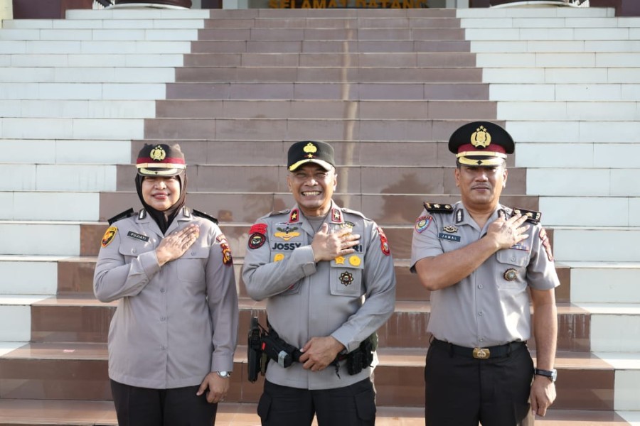 Upacara Kenaikan Pangkat Pengabdian di Polda Riau, Wujud Apresiasi atas Dedikasi