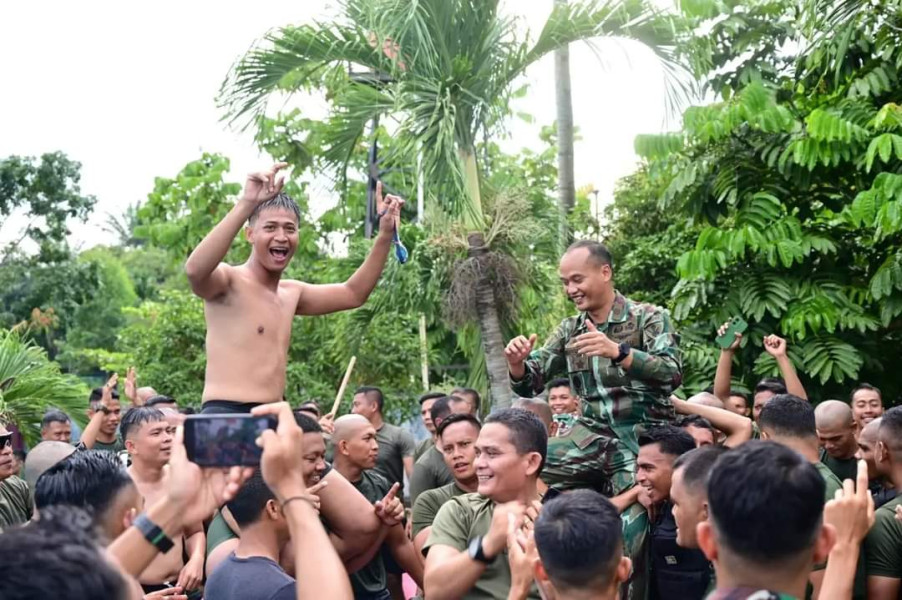 Meriahkan HUT TNI Ke 79, Tim Batalyon Kopasgat 462 Pulanggeni Raih Juara Pertama Renang