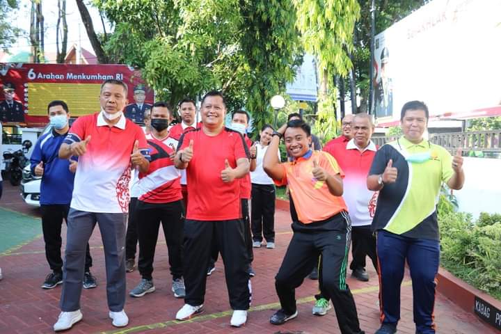 Jajaran Kanwil Kemenkumham Riau  Ikuti Senam Pagi