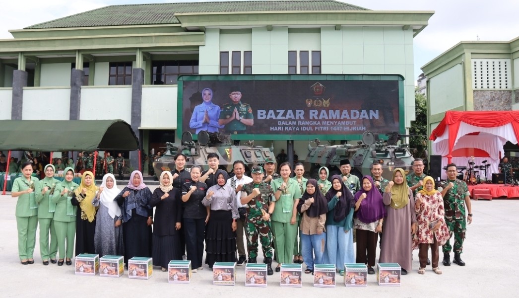 Pangdam XIX/Tuanku Tambusai Buka Bazar Ramadan TNI 1447 H dan Serahkan Bingkisan Lebaran