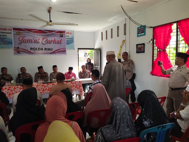 Jumat Curhat di Binawidya, Polresta Pekanbaru Bersama Polda Riau Serap Keluhan Warga