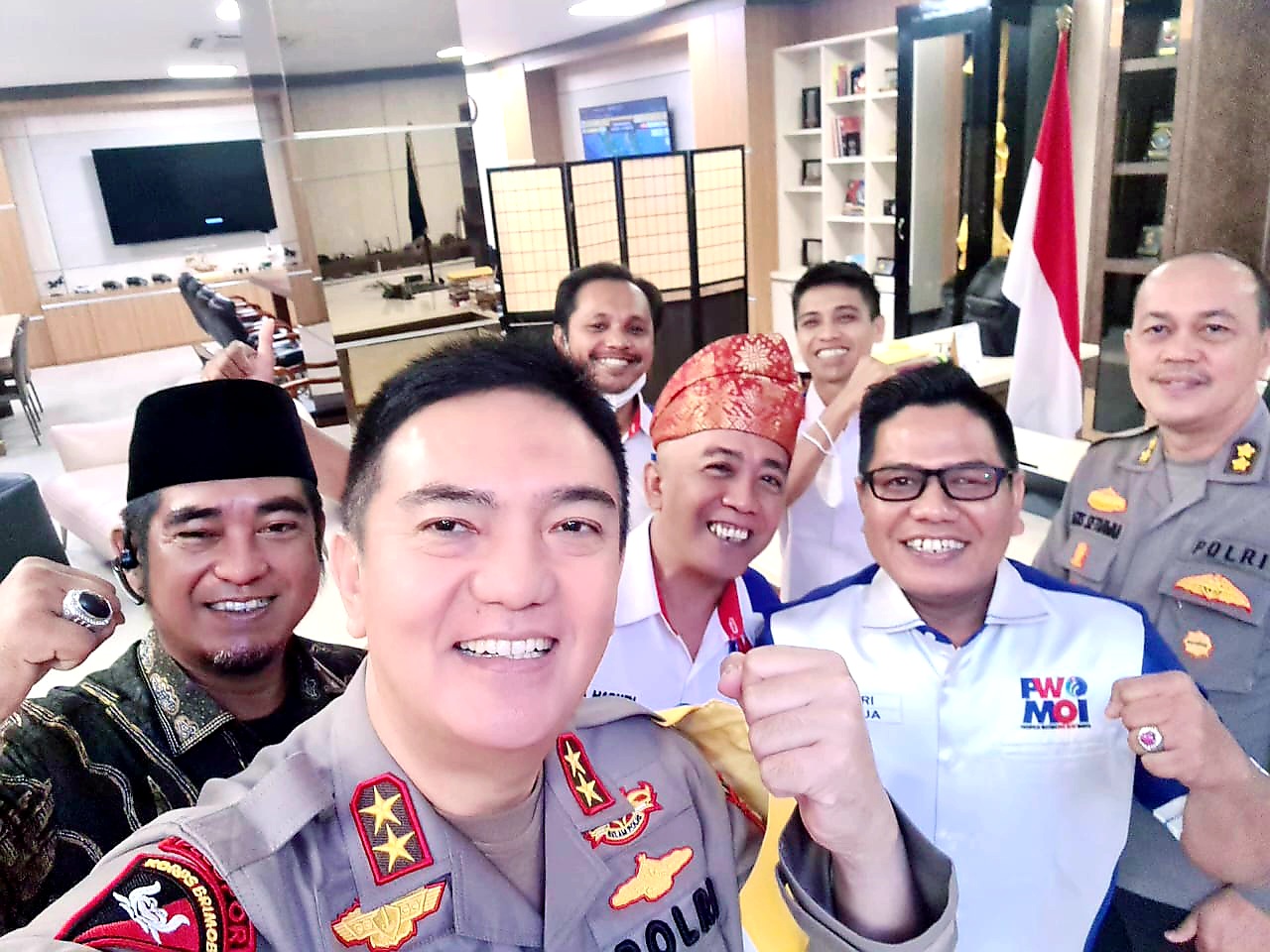 Jalin Kerja Sama Dengan Polda Riau, Perkumpulan Wartawan Media Online Indonesia ( PW MOI ) Silaturahmi Bersama Kapolda Riau