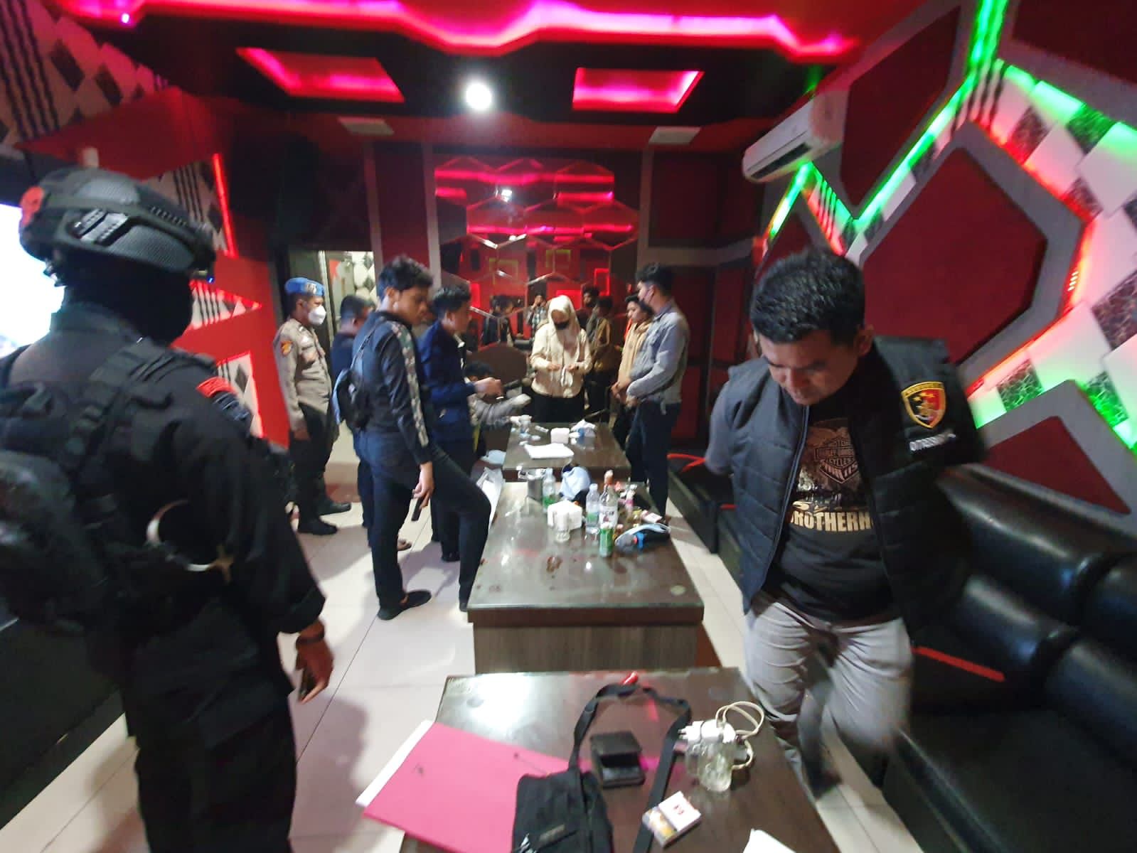 Tim Gabungan Operasi Pekat Polda Riau Sisir 6 Tempat Hiburan Malam