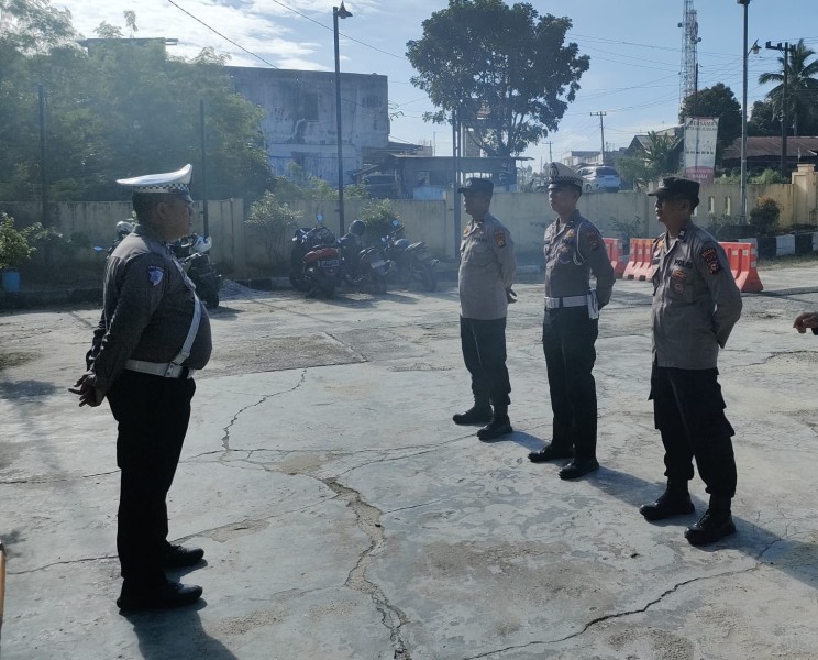 *Personil Lantas Polsek Bandar Sei Kijang Laksanakan Kegiatan Rutin Yang Ditingkatkan (KRYD) dalam Rangka Harkamtibmas*