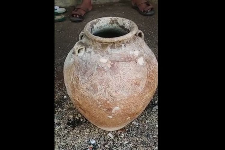 Tangkap Nelayan Cantrang, Polisi Temukan 2 Guci Diduga Peninggalan Dinasti Ming