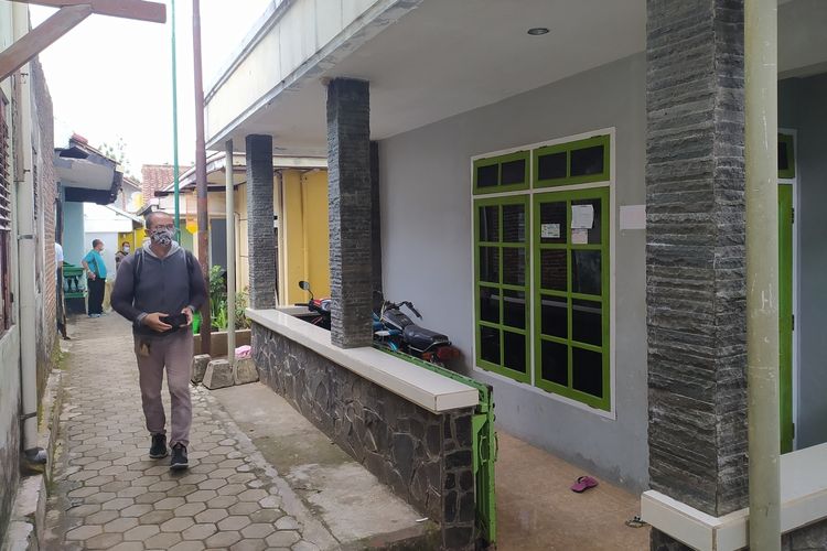 Densus 88 Geledah Rumah Terduga Teroris di Purwokerto