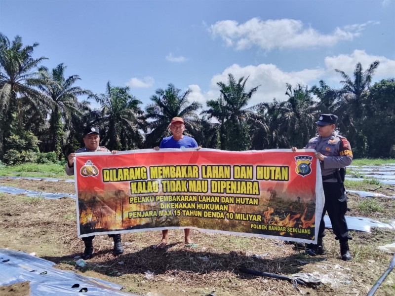 Kapolsek Bandar Sei Kijang AKP Abdul Halim Kembali Pimpin Langsung Patroli Karhutla