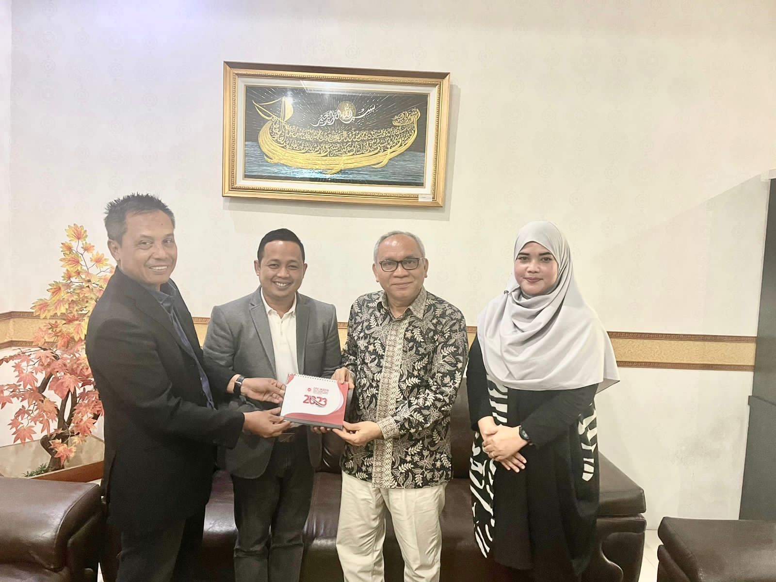 Penguatan SDM Advokat, DPC IKADIN Pekanbaru Dan Fakultas Hukum UIR Jalin Kerjasama