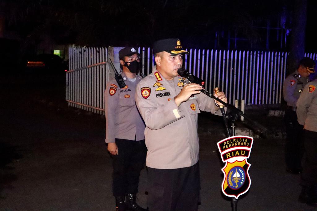 Kapolresta Pekanbaru Pimpin Patroli Preventif Strike Keseluruh Kecamatan