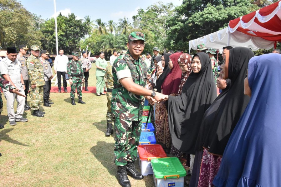 TMMD ke-127 Kuansing Ditutup, Danrem 031/WB Brigjen TNI Dr. Agustatius Sitepu, S.Sos.,M.Si.,M.Han Dorong Percepatan Pembangunan Desa