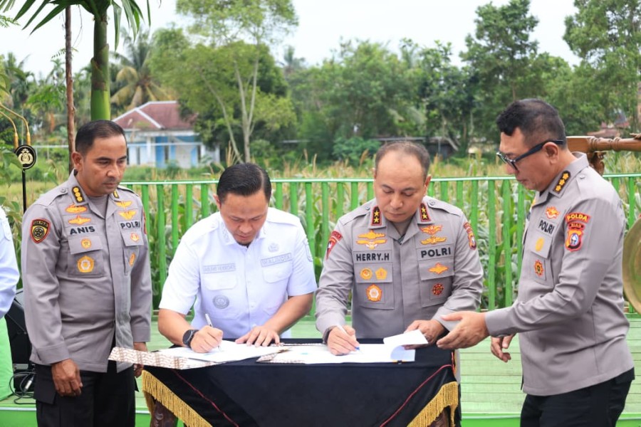 Kapolda Riau Resmikan Program “Tabung Harmoni Hijau”