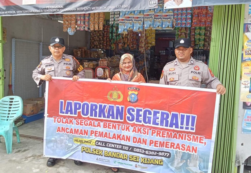 Polsek Bandar Sei Kijang Laksanakan Sosialisasi Menolak Premanisme Kepada Karyawan Toko