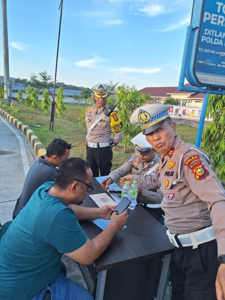 Ditlantas Polda Riau Terjunkan Tim Speed Gun di Tol Permai