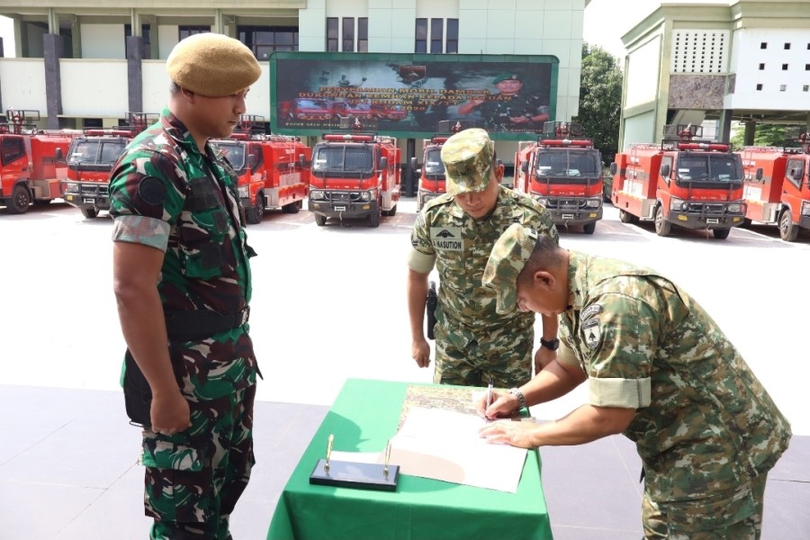 Distribusi 36 Unit Mobil Damkar, Kodam XIX/TT Perkuat Kesiapsiagaan Karhutla