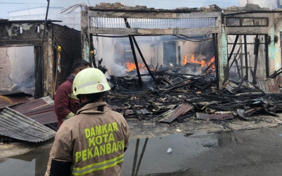 Rumah di Jalan Pepaya Terbakar, Angin Kencang Jadi Pemicu Api Tersebar