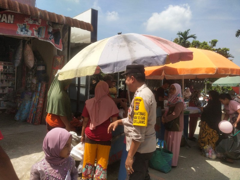 Bhabinkamtibmas Kelurahan Sekijang Laksanakan Kegiatan Sambang dan Patroli untuk Meningkatkan Keamanan dan Kepercayaan Masyarakat