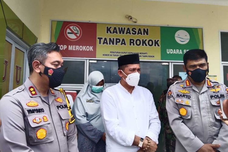 Polisi dan TNI Bubarkan Kerumunan di Rumah Dinas Bupati Meranti, Bupati Beri Apresiasi