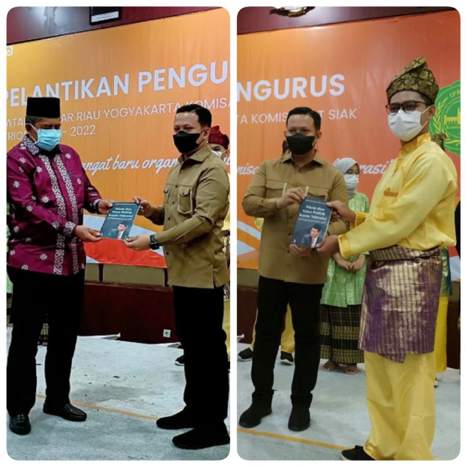 Androy Hadiri Pelantikan IPMYKS Sekaligus Serah Terima Buku tulisannya Ke Bupati SIAK & Ketua Mahasiswa Jogja