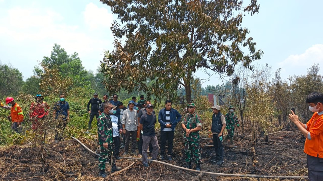 Danrem 031/WB, Brigjen TNI Dr Agustatius Sitepu, S.Sos., M.Si., M.Han Pimpin Langsung Penanganan Karhutla di Kota Dumai