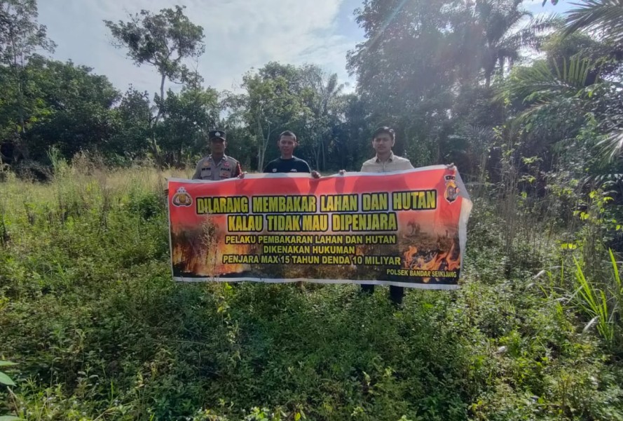 Patroli Karhutla! Kapolsek Bandar Sei Kijang, Kembali Himbauan Telah Efektif Dalam Mencegah Membakar Hutan