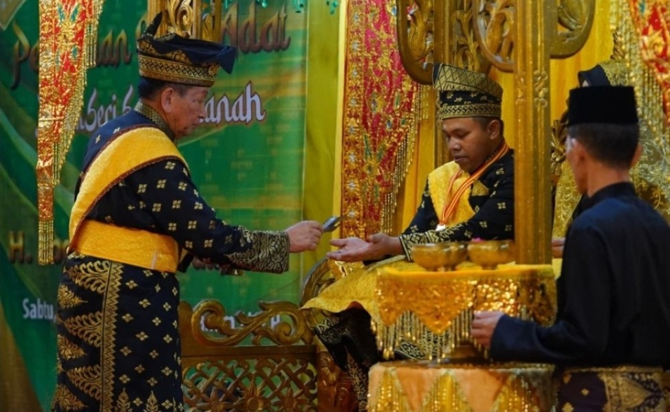Bergelar Datuk Seri Setia Amanah, Abdul Wahid: Memimpin dengan Keteladanan Bukan kekuasaan
