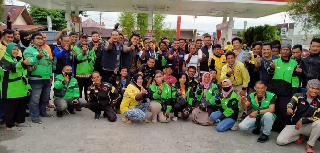 Antusias jumat Berkah Bertuah, Ketua KNPI Riau Minta KNPI Pekanbaru Pertahankan Kegiatan Yang Membangun Kedekatan Dengan Masyarakat