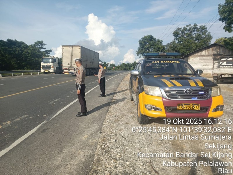 Unit Lantas Polsek Bandar Sei Kijang Kembali Melaksanakan Patroli dan Pengaturan Arus Lalu Lintas