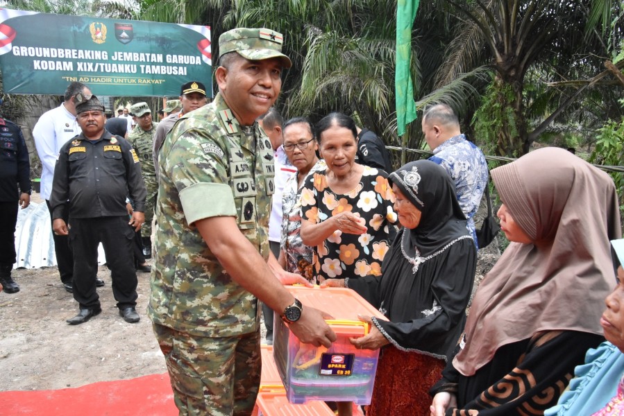 Danrem 031/WB Brigjen TNI Dr. Agustatius Sitepu, S.Sos.,M.Si.,M.Han Tegaskan: Groundbreaking Jembatan Garuda Momentum Penting TNI Membuka Akses Daerah Terisolir di Riau