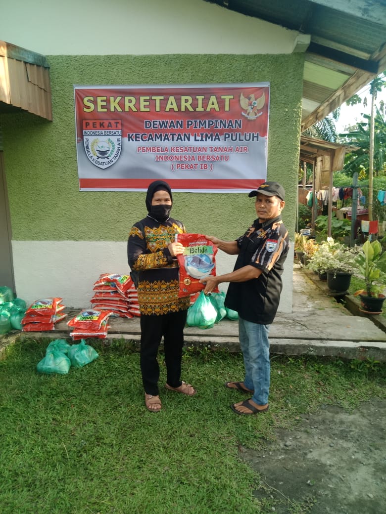 Program Jumat Barokah PEKAT IB Kota Pekanbaru Sangat Membantu Masyarakat