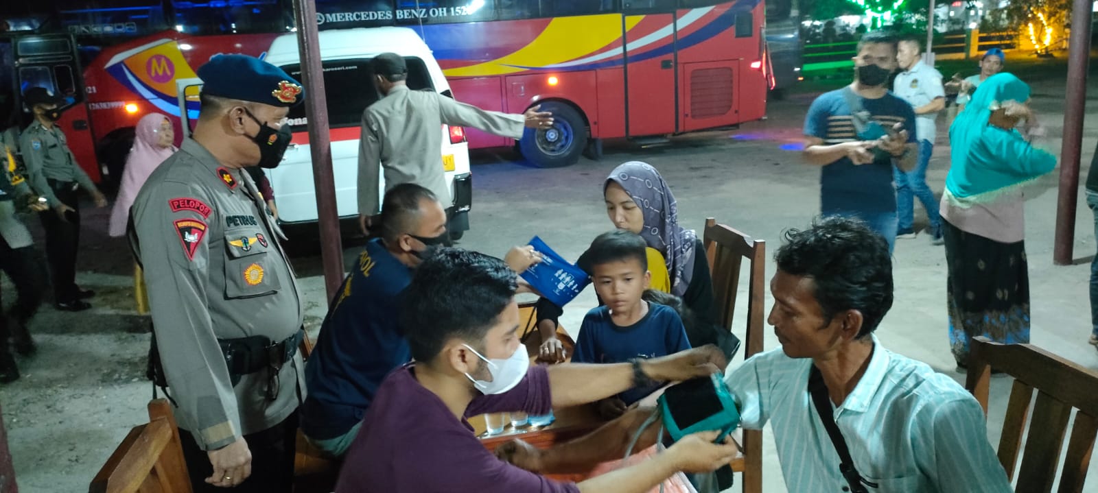 Dihadiri Wakapolres Rohil,Polsek Tanah Putih Gelar Vaksinasi Merdeka, 120 Warga Ikut Ini