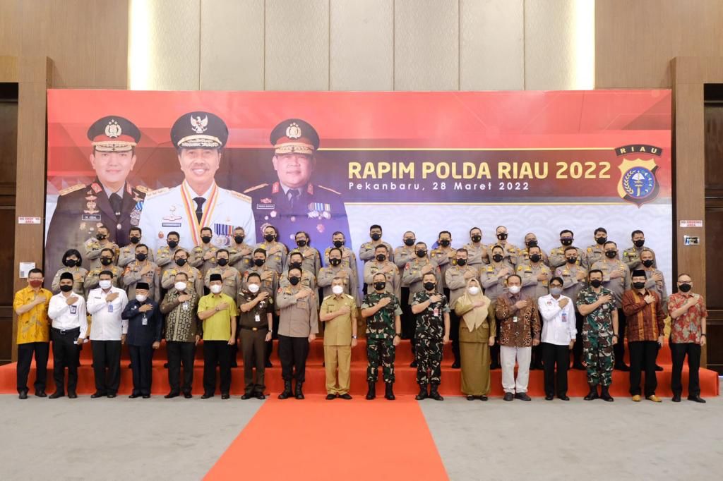 Gelar Rapim, Kapolda Riau : Para Panelis Memberikan Masukan Sangat Berharga Bagi Kami