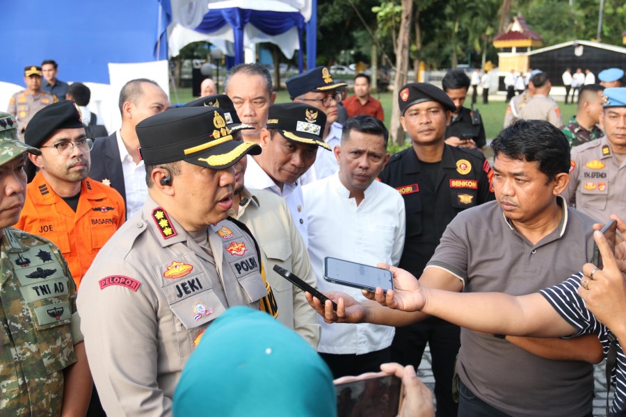 Polresta Pekanbaru Gelar Apel Pasukan Operasi Lilin Lancang Kuning 2025, 413 Personel Disiagakan Amankan Nataru