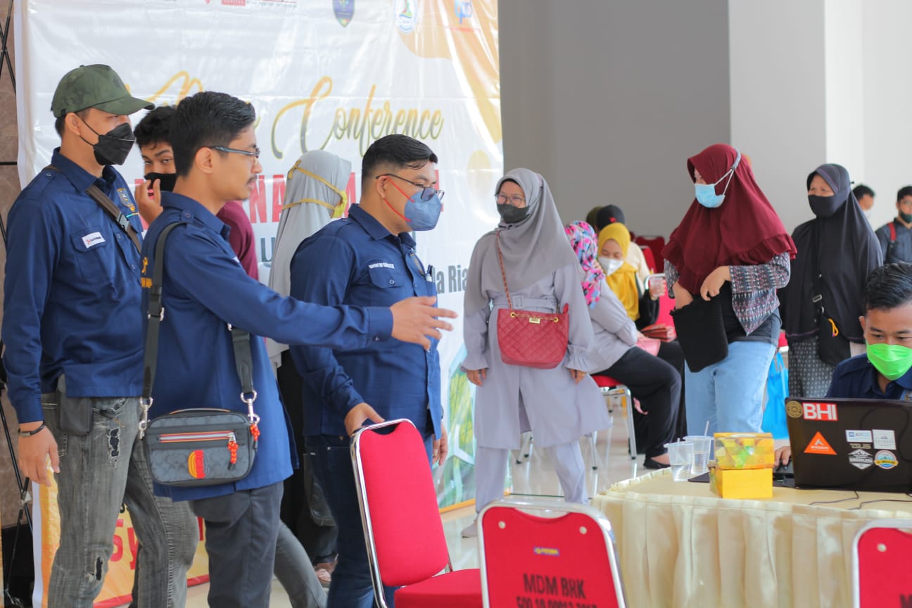 Sukseskan Program Pemerintah, Barisan Muda Riau dan Bank Riau Kepri Gelar Vaksinasi Massal