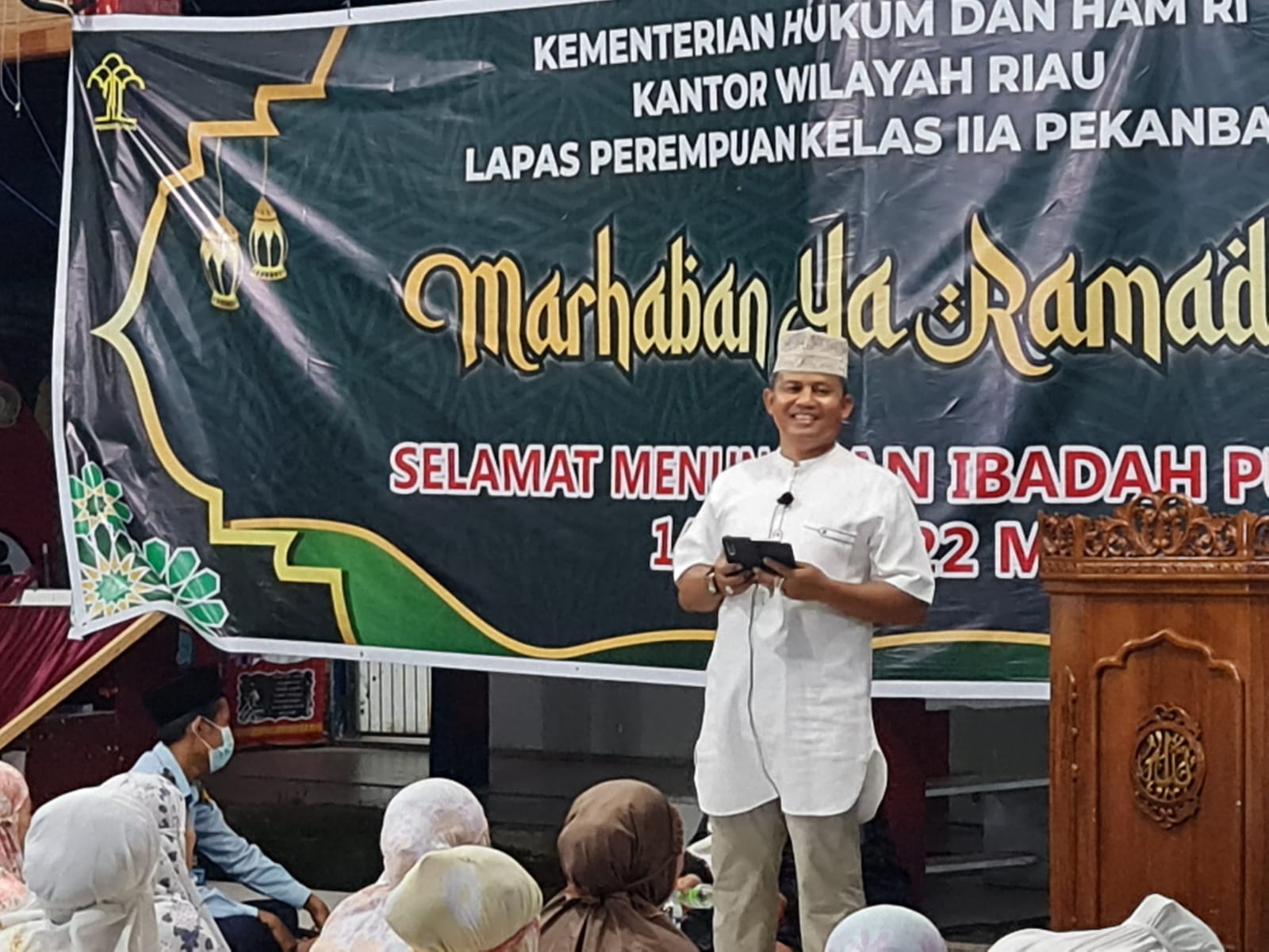 Safari Ramadhan, Kadivpas Kanwil Kemenkumham Riau Kontrol Keamanan dan Taraweh di Lapas Perempuan Kelas IIA Pekanbaru