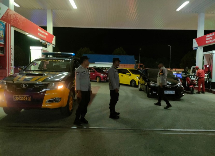 Polsek Bandar Sei Kijang Laksanakan KRYD, Melakukan Patroli di SPBU
