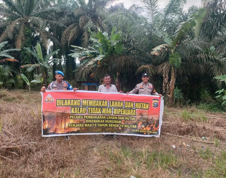 Polsek Bandar Sei Kijang Laksanakan Patroli Karhutla,Mensosialisasikan Ancaman Hukuman Membakar Lahan