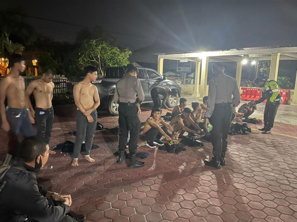 Razia Balap Liar Jalanan, 11 Unit sepeda motor diamankan Polsek Bukit Raya