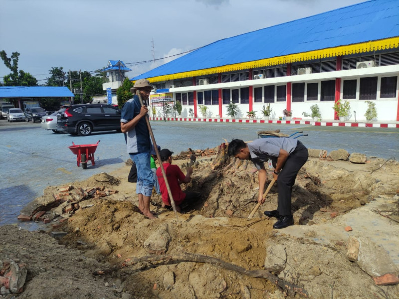 Berbenah Lagi, Lapas Kelas IIA Pekanbaru Lakukan Perawatan Bangunan